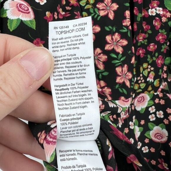 Topshop Women's Capelet Short Sleeve Floral Print Ruffle Top Blouse Black Size 4 - Picture 10 of 13